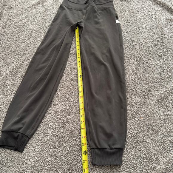 Vuori Women's Daily Legging Olive Green - Size XS - Picture 5 of 6